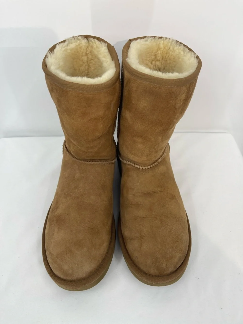 UGG classic chestnut